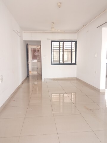 Room in 2 BHK Apartment at Nanded Asawari, Nanded – for Rent
