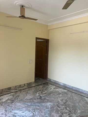 Room in 1 BHK Apartment at Adani Aangan, Sector 89a – for Rent