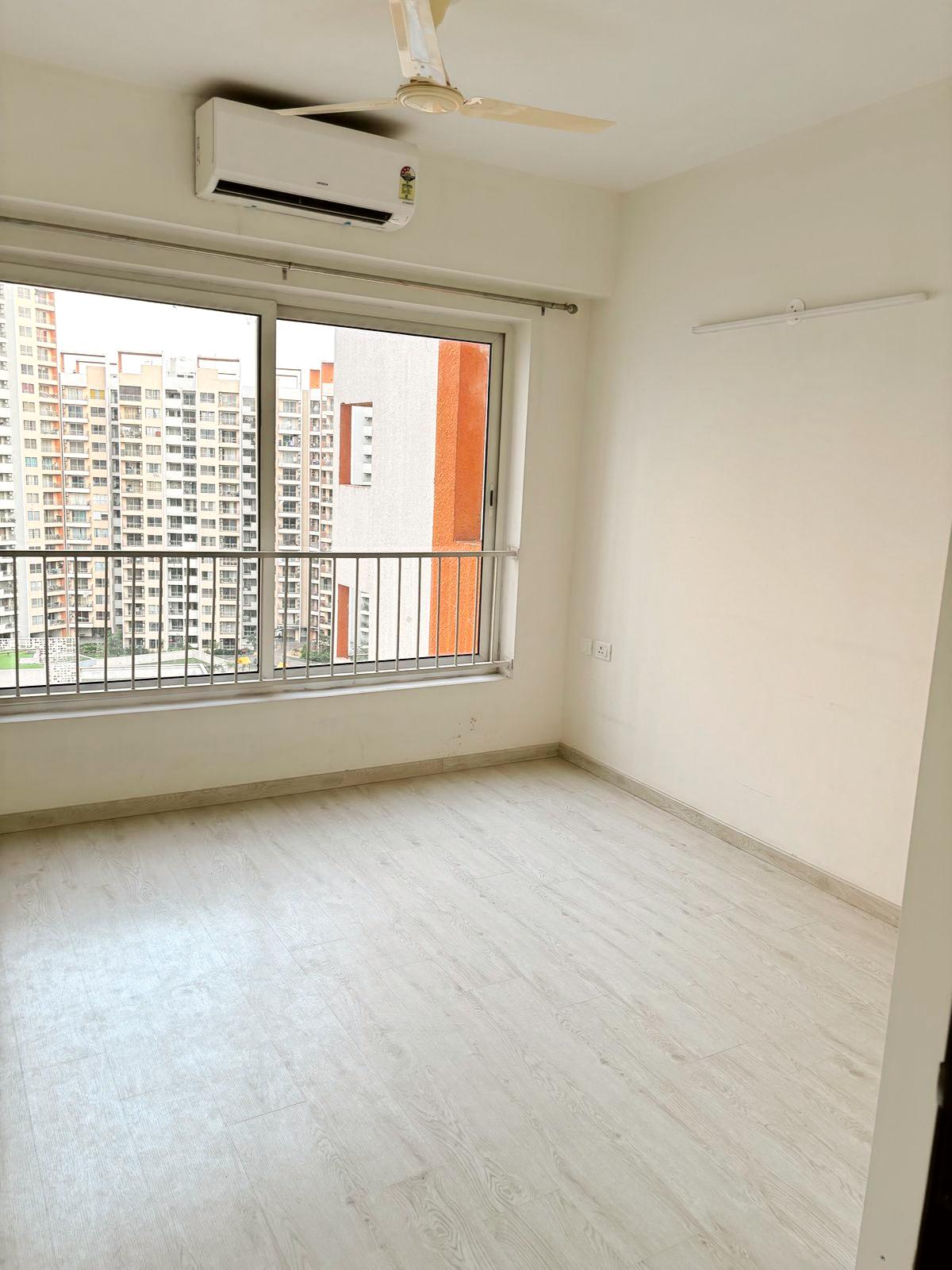 3 BHK Apartment For Rent in Shapoorji Pallonji Joyville Phase 2