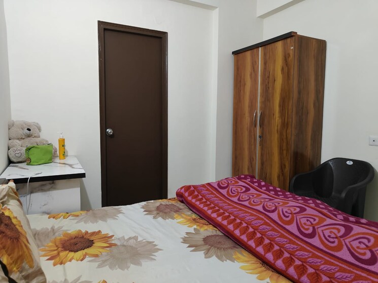 Bedroom, signature-global-the-roselia 2 Bedroom 800 Sq.Ft. Apartment In Sector 95a Gurgaon 8702368