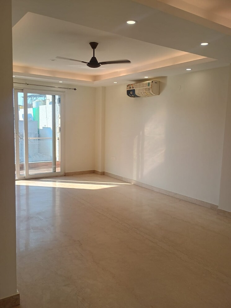 Room, unitech-escape 3.5 Bedroom 2150 Sq.Ft. Apartment In Sector 50 Gurgaon 8702367