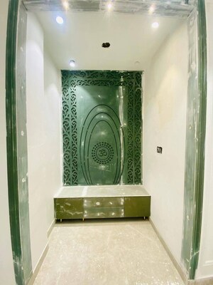 Bathroom in 4 BHK Builder Floor at Srishti Greenfield Homes, Green Fields Colony – for Sale