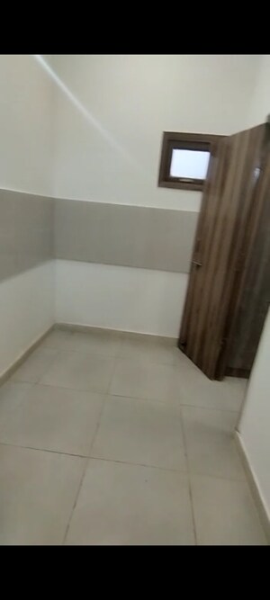 Room in 3.5 BHK Apartment at Arttech Maulshree Heights, Sector 84 – for Sale