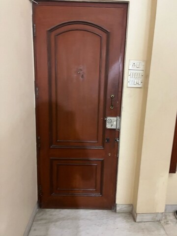 Furnished Amenities in 2 BHK Apartment at Prabhadevi CHS, Prabhadevi – for Rent