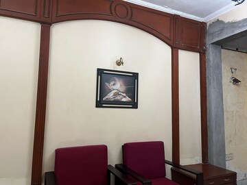Room in 2 BHK Apartment at Prabhadevi CHS, Prabhadevi – for Rent