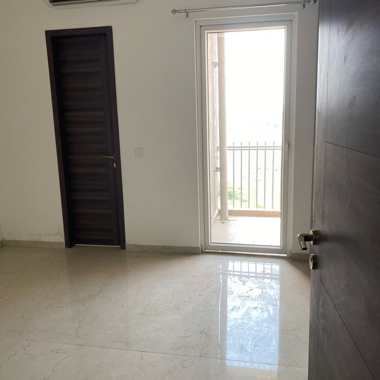 Room, smart-world-orchard 3 Bedroom 1680 Sq.Ft. Apartment In Sector 61 Gurgaon 8702444