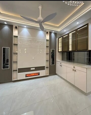 Room in 3 BHK Builder Floor at Sector 30 – for Sale