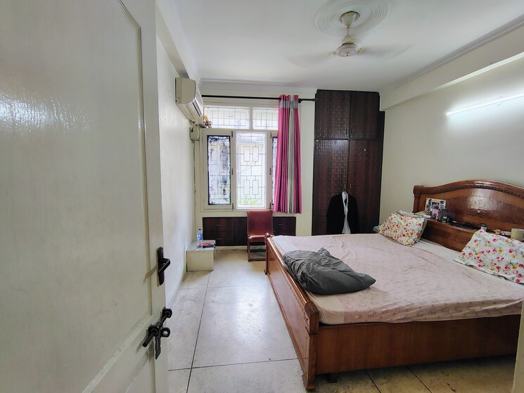 Bedroom, eros-wembley-estate 2 Bedroom 1040 Sq.Ft. Apartment In Sector 50 Gurgaon 8702433