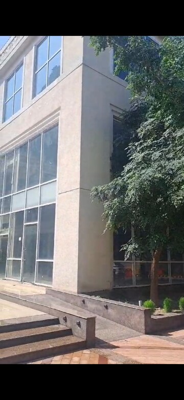  Shop For Rent in Sector 132