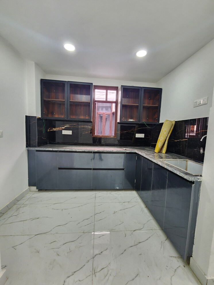 Kitchen, chattarpur 3 Bedroom 1200 Sq.Ft. Apartment In Chattarpur Delhi 8702470