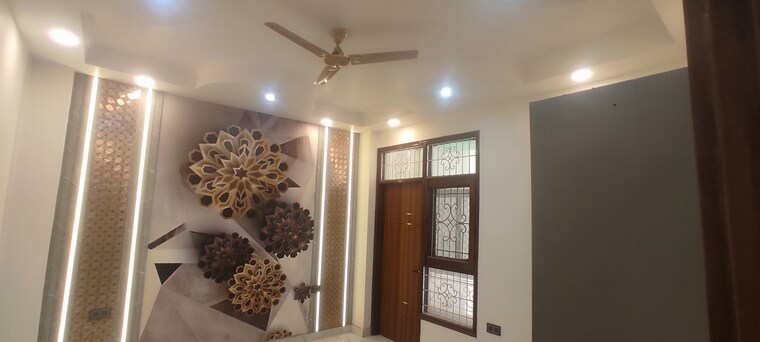 Living Room, smart-lane 5 Bedroom 175 Sq.Mt. Builder Floor In Niti Khand Ghaziabad 8702463