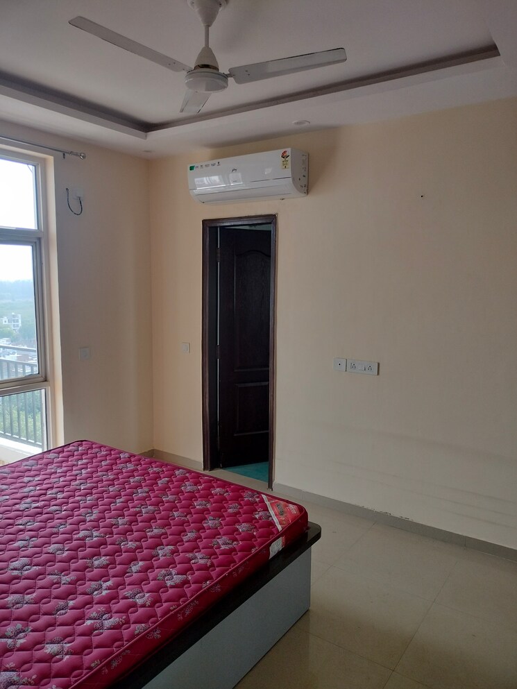 Bedroom, omaxe-the-palace 3 Bedroom 1550 Sq.Ft. Apartment In Gomti Nagar Lucknow 8702501