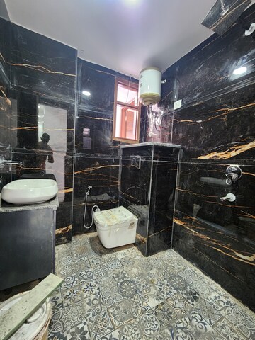 Attached Bathroom in 3 BHK Apartment at Chattarpur – for Rent