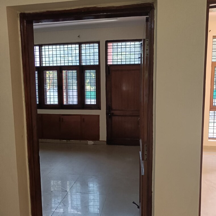 Room, alpha-1-rwa 2 Bedroom 645 Sq.Ft. Independent House In Alpha 1 Greater Noida Greater Noida 8702503