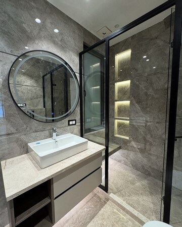 Bathroom in 3 BHK Builder Floor at BPTP Amstoria Country Floor, Sector 102 – for Sale