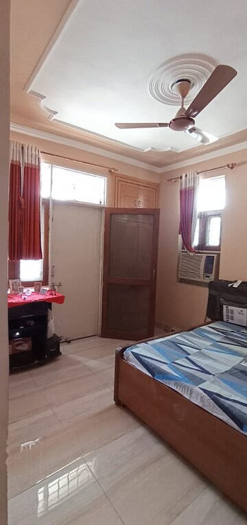 Living Room in 3 BHK Apartment at Eros Wembley Estate, Sector 50 – for Rent