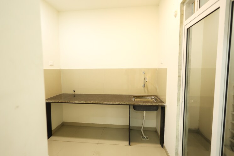 Kitchen, puranik-rumah-bali 2 Bedroom 557 Sq.Ft. Apartment In Ghodbunder Road Thane 8702509