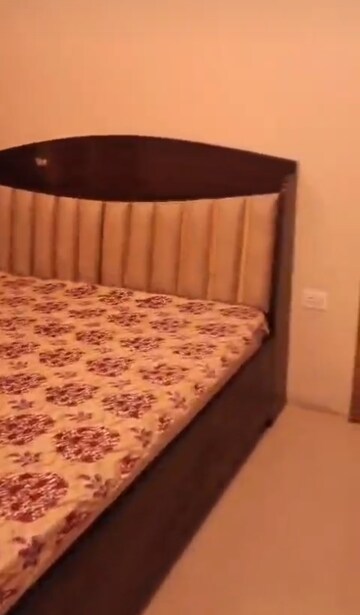 Bedroom in 3 BHK Apartment at Nirala Estate, Tech Zone 4 Greater Noida – for Rent