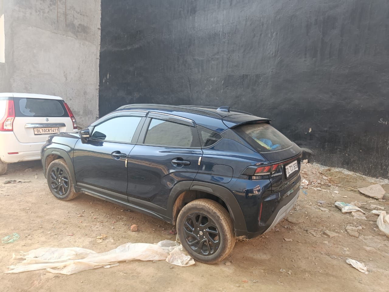 Plot For Sale in Sector 43