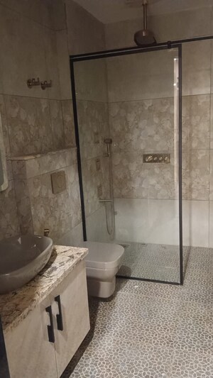 Bathroom in 4 BHK Builder Floor at Unitech Arcadia, South City 2 – for Sale