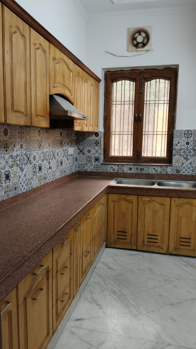 Kitchen, sector 16 3 Bedroom 3150 Sq.Ft. Independent House In Sector 16 Faridabad 8702557