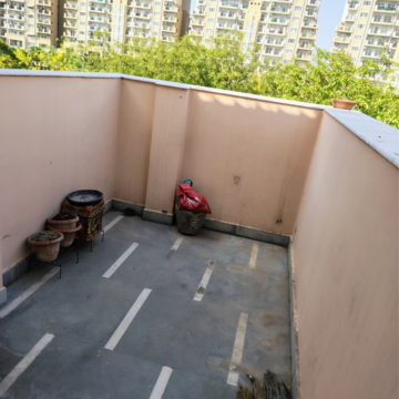 Balcony in 2.5 BHK Builder Floor at Sector 105 – for Rent