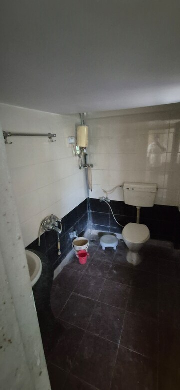 Master Bedroom in 2 BHK Apartment at Neminath Tower, Vasai East – for Rent