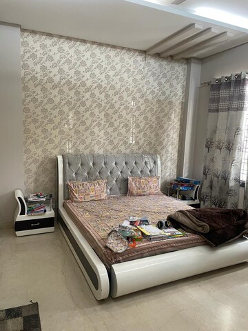 3.5 BHK Builder Floor For Rent in Unitech South City II, Sector 50