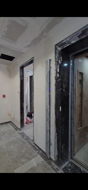 Building Lobby in 4 BHK Apartment at Adani Ten BKC, Bandra East – for Sale