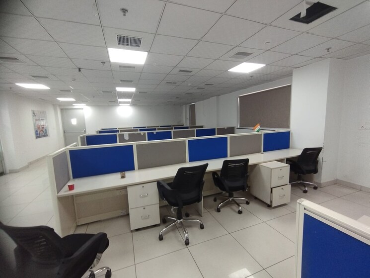 Team Area, phase 7 Commercial Office Space 2400 Sq.Ft. In Phase 7 Mohali 8702642