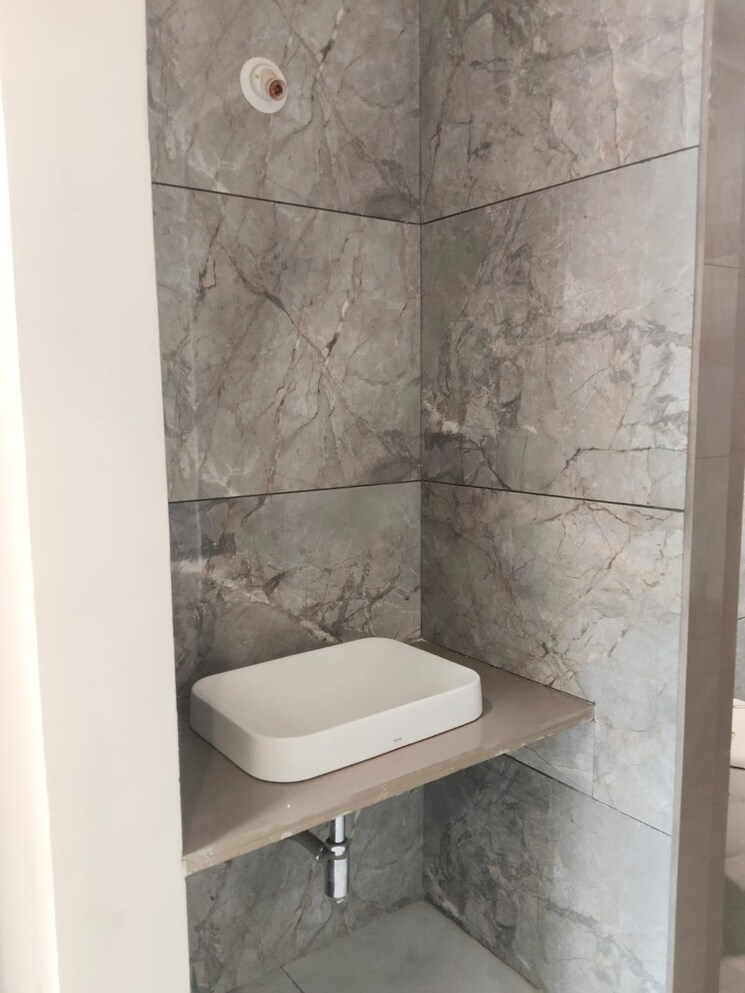 Bathroom, sahyadri-plumeria 3 Bedroom 993 Sq.Ft. Apartment In Moshi Pune 8702656