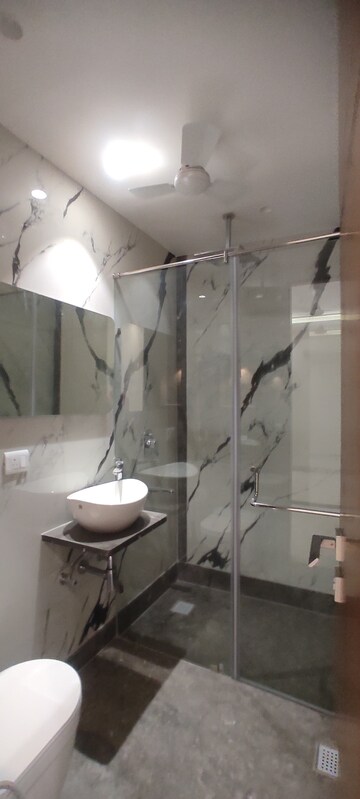 Bathroom in 3 BHK Apartment at Veera Safdarjung Enclave, Safdarjung Enclave – for Sale