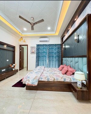 Bedroom in 3.5 BHK Builder Floor at Sector 35 – for Sale