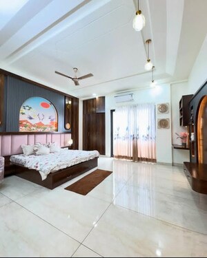 Bedroom in 3.5 BHK Builder Floor at Sector 35 – for Sale