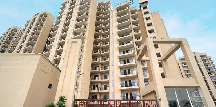 Exterior View, signature-orchard-avenue-2 2 Bedroom 1000 Sq.Ft. Apartment In Sector 93 Gurgaon 8702677