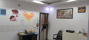 Master Bedroom in 1 RK Builder Floor at Shri Vinayaka Beta Plaza, Beta I Greater Noida – for Rent