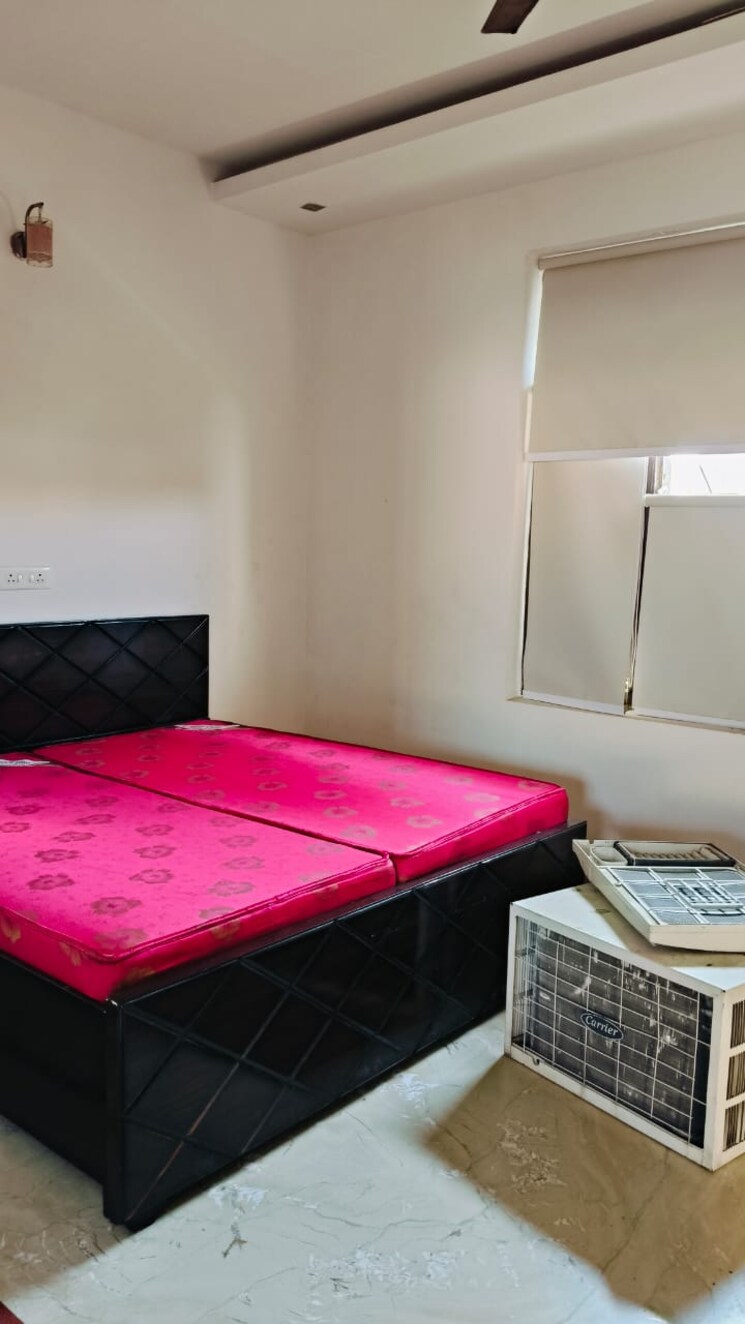 Bedroom, sector 15a 3 Bedroom 2150 Sq.Ft. Independent House In Sector 15a Faridabad 8702701
