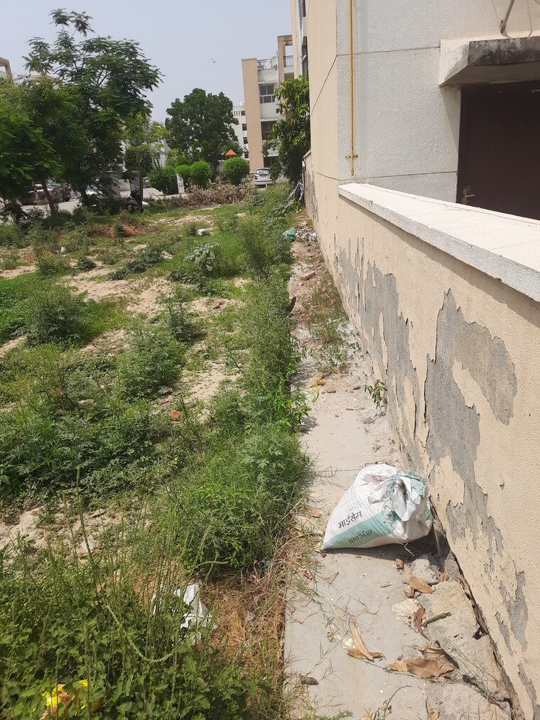 Exterior View, bptp-park-elite-floors  198 Sq.Yd. Plot In Sector 85 Faridabad 8702705