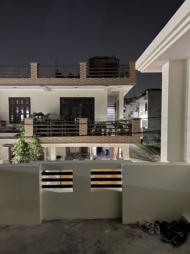 Exterior View, gomti nagar 2 Bedroom 1800 Sq.Ft. Independent House In Gomti Nagar Lucknow 8702724