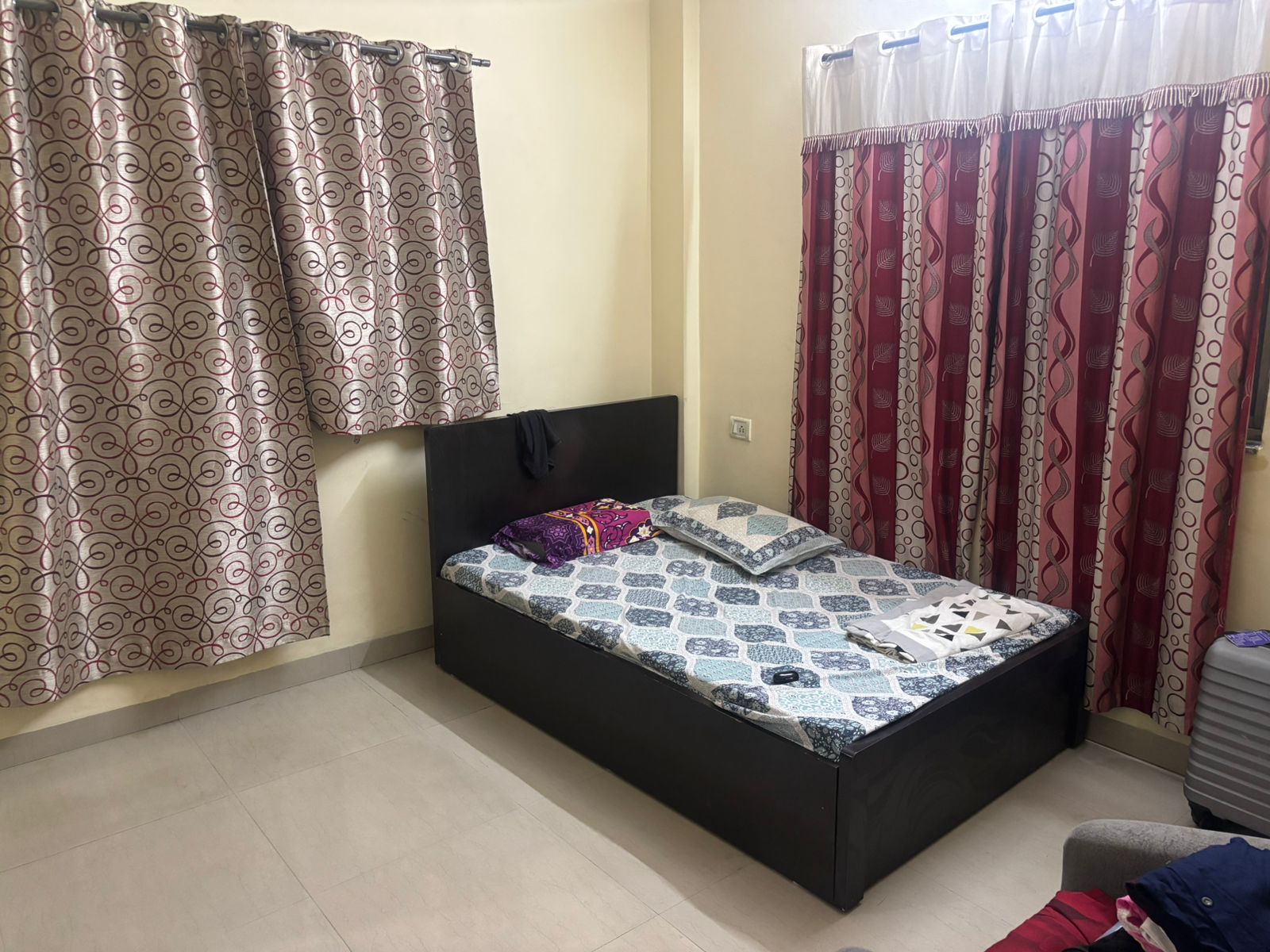 1 BHK + Pooja Room Apartment For Rent in Kharadi
