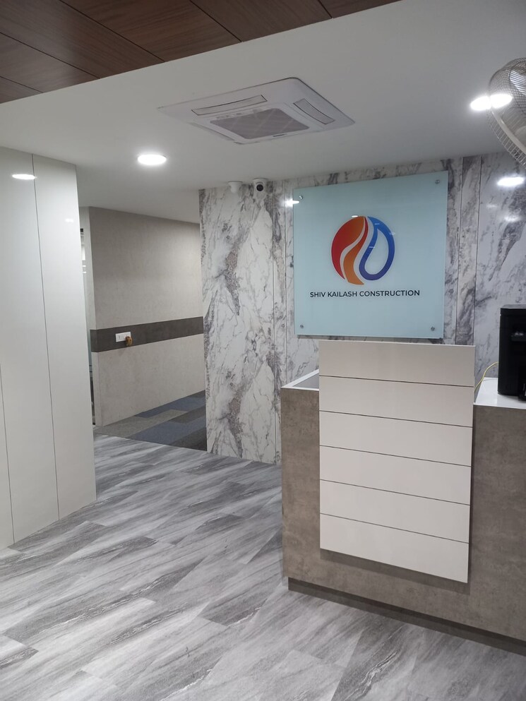 Common Area, ambli Commercial Office Space 2606 Sq.Ft. In Ambli Ahmedabad 8702637