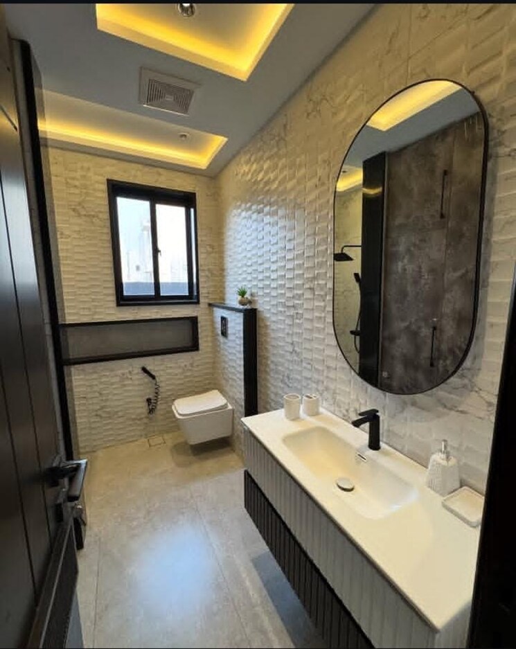 Bathroom, sector 37 3 Bedroom 2250 Sq.Ft. Builder Floor In Sector 37 Faridabad 8702735