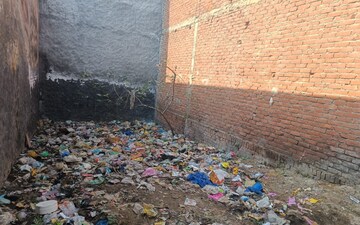 Plot For Sale in Sector 50