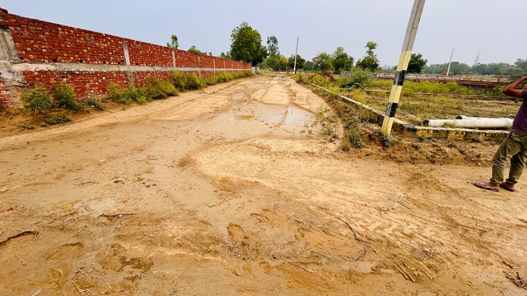 undefined, purvanchal-city  1000 Sq.Ft. Plot In Sultanpur Road Lucknow 8702732