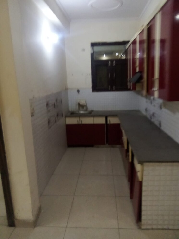 Kitchen, vaishali sector 4 2 Bedroom 850 Sq.Ft. Builder Floor In Vaishali Sector 4 Ghaziabad 8702771