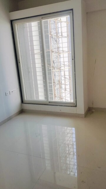 Room in 2 BHK Apartment at Basil Mondale, Mundhwa – for Rent