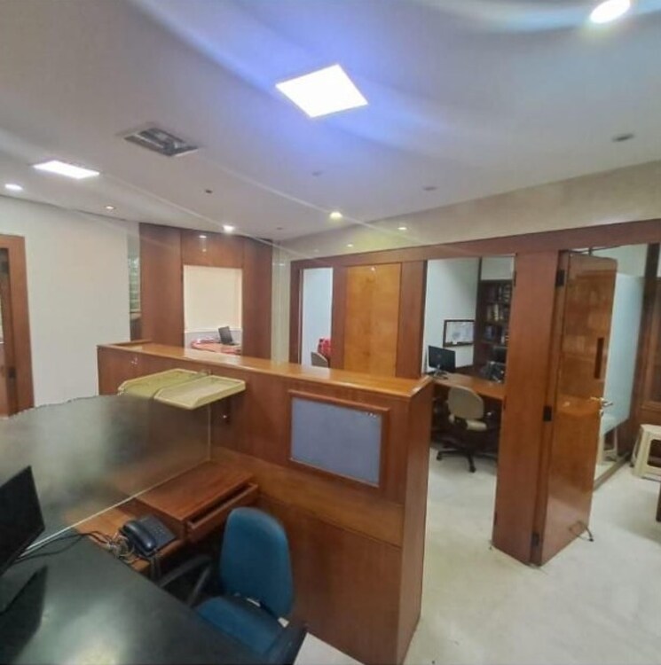 Team Area, churchgate Commercial Office Space 1479 Sq.Ft. In Churchgate Mumbai 8702839