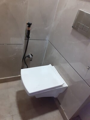 Furnished Amenities in 3 BHK Builder Floor at SA HOMES I, Uttam Nagar – for Sale