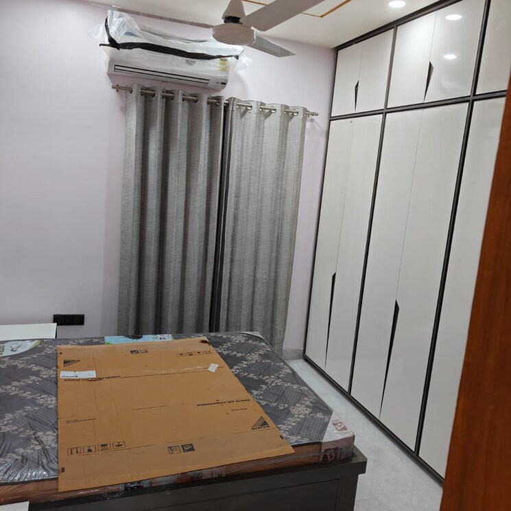 Room, sector 22 3 Bedroom 2040 Sq.Ft. Apartment In Sector 22 Chandigarh 8702892