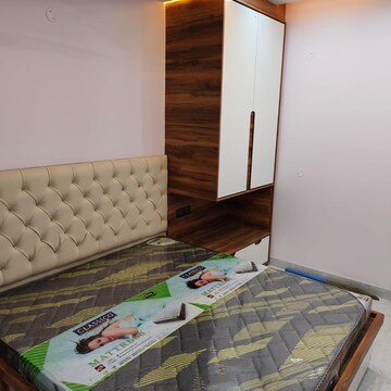 Bedroom in 3 BHK Apartment at Sector 22 – for Rent